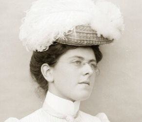 Joanna Carver Colcord